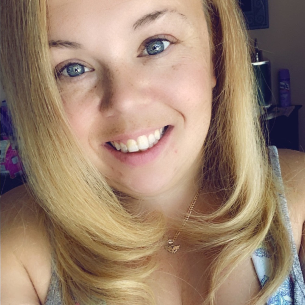 Meet your Posher, Ally